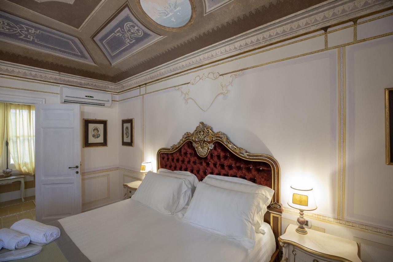 Les Royales Maison d'hôtes